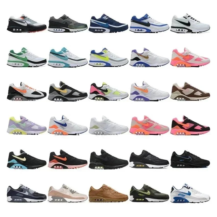 Nike Air  max 90Casual sneakers .