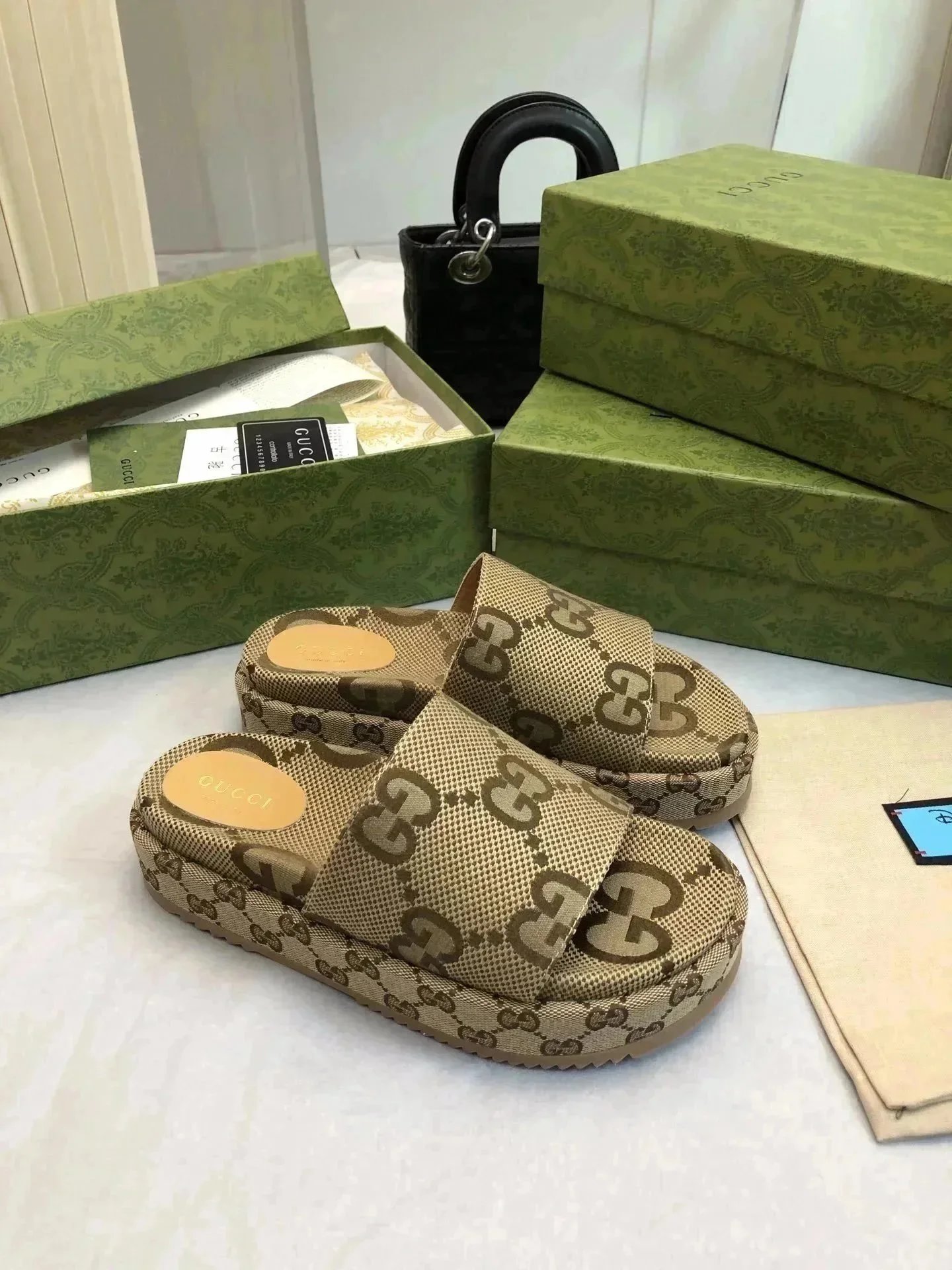 Gucci   Casual Shoes Sneakers