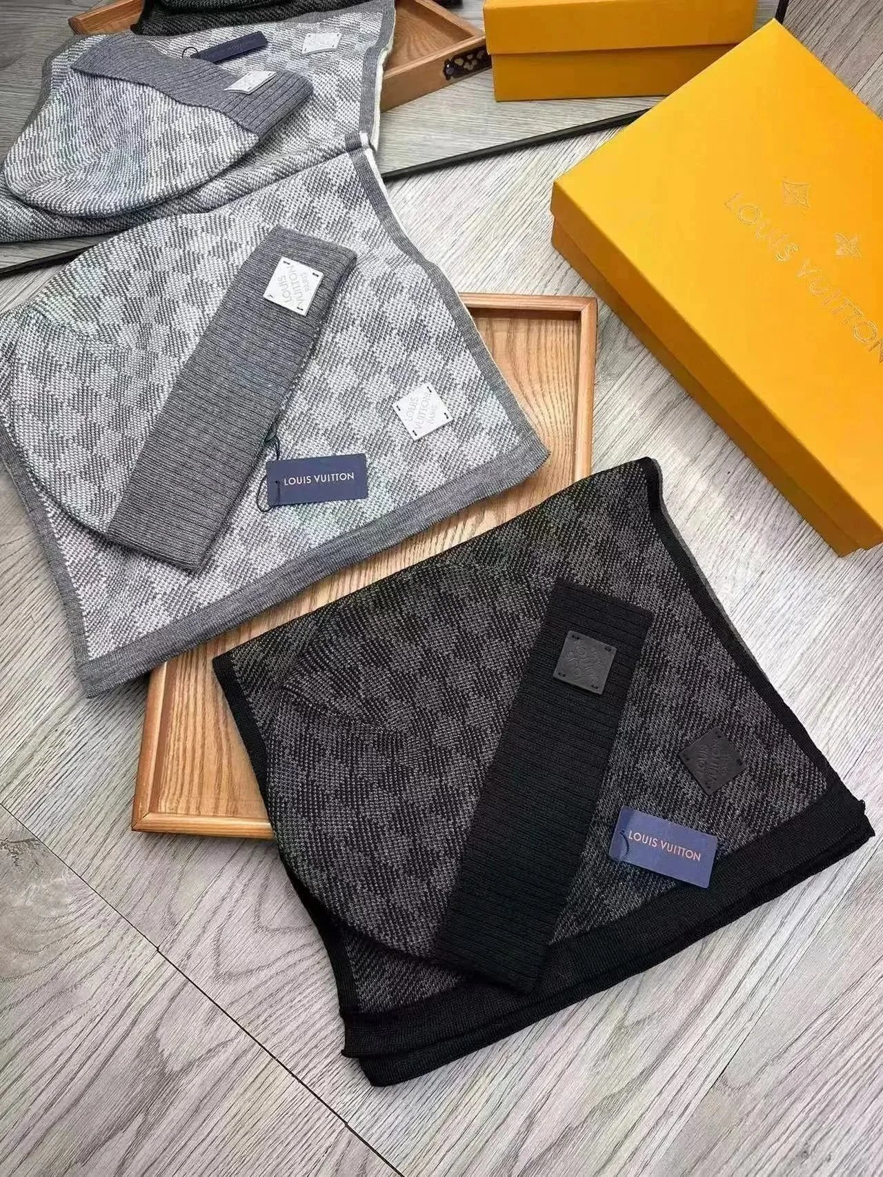 Louis Vuitton Scarf&Hat | 7322371000