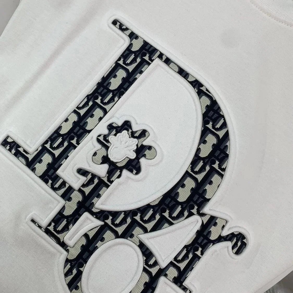 Dior T-Shirts 7404429337 | 7404429337