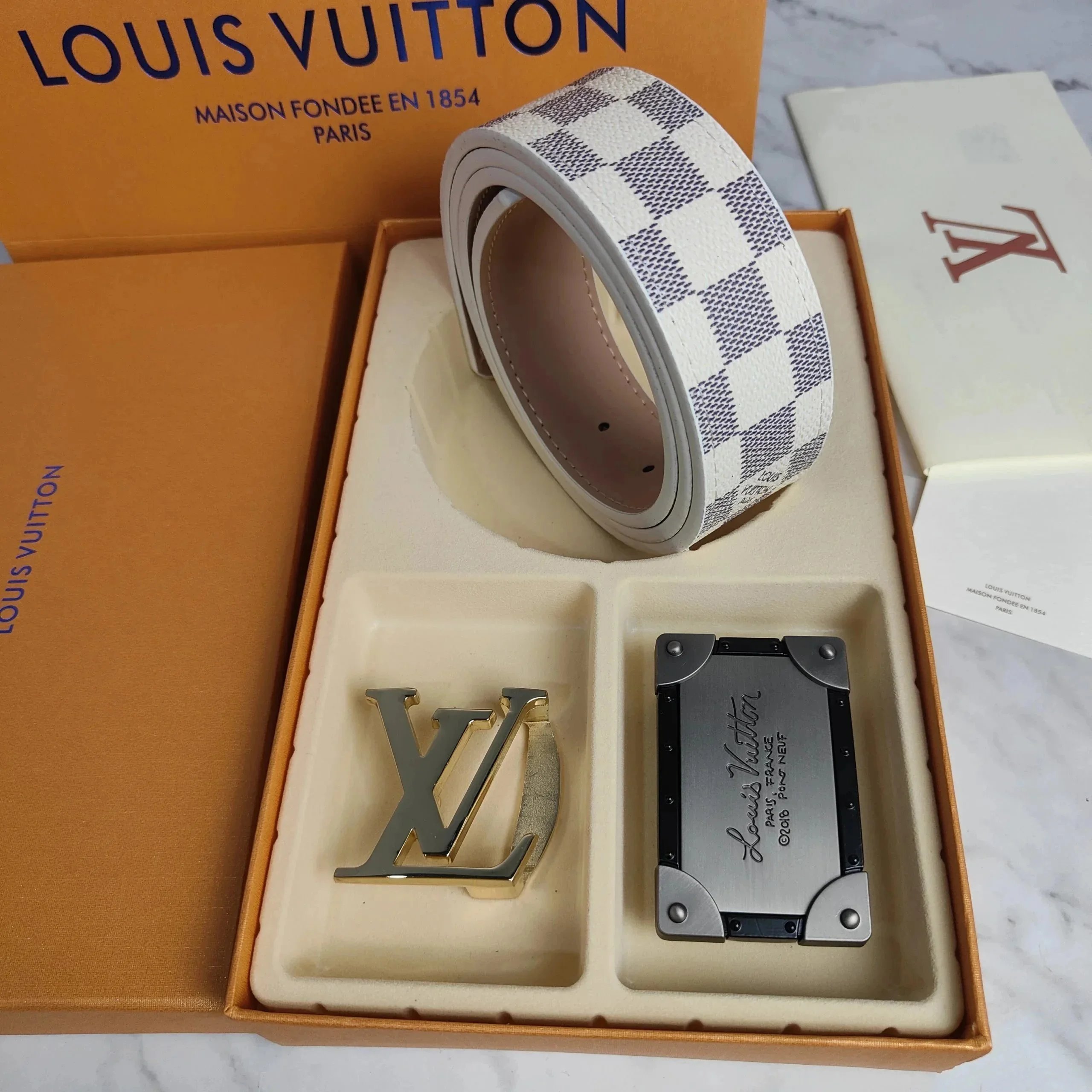 LV