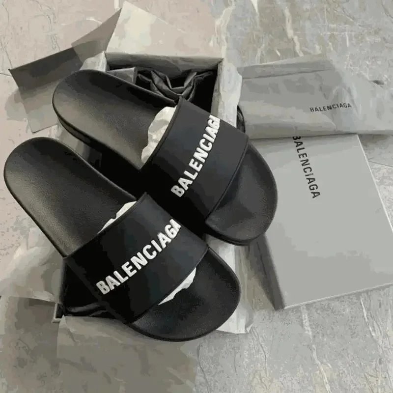 Balenciaga Slipper 